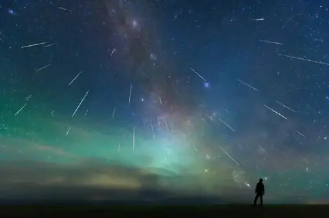 Are Meteor Showers Dangerous for Spacecraft?