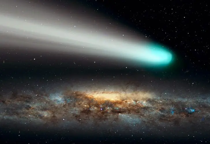 What does a comet look like?